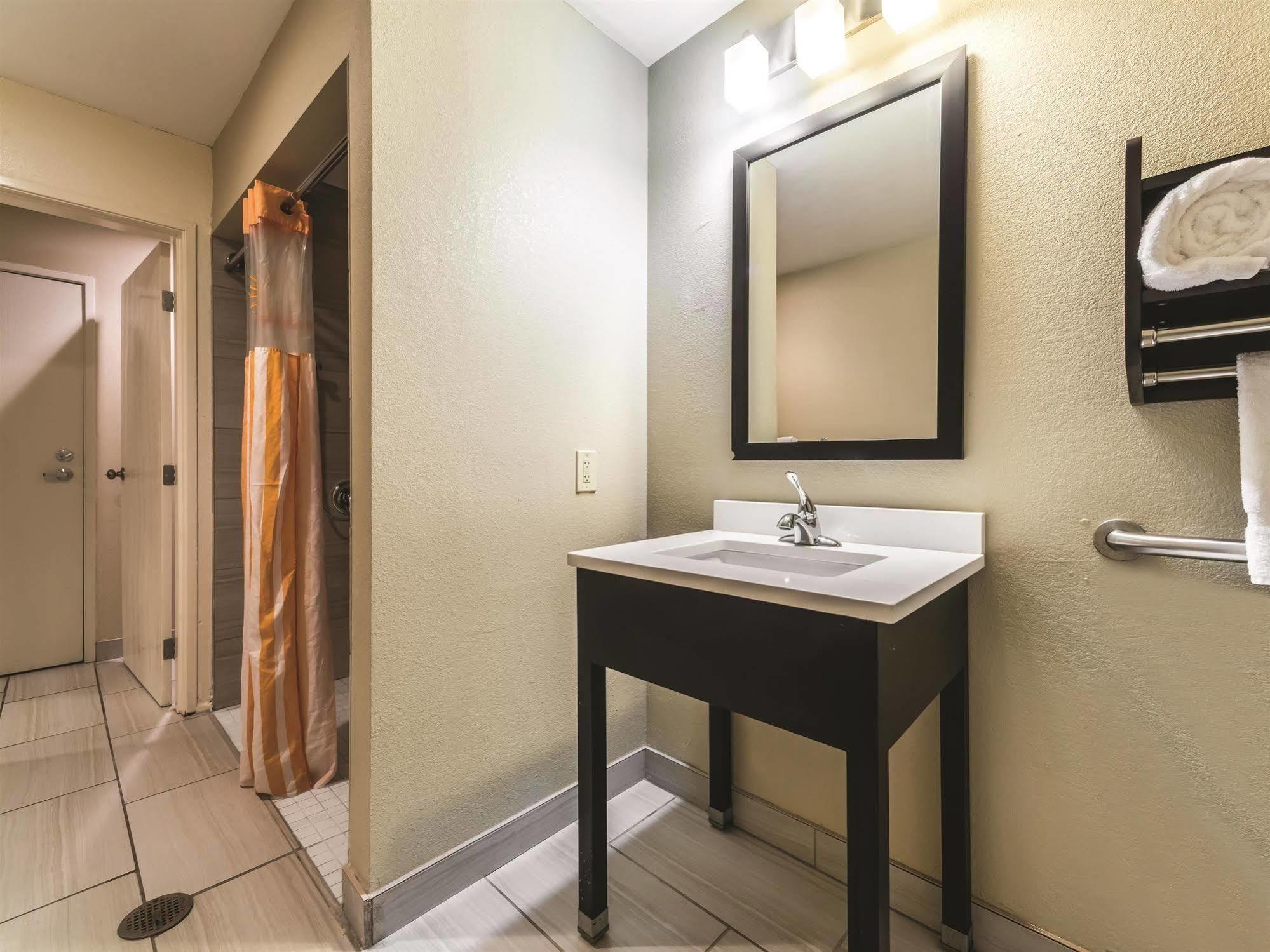 La Quinta By Wyndham Collinsville - St. Louis Dış mekan fotoğraf